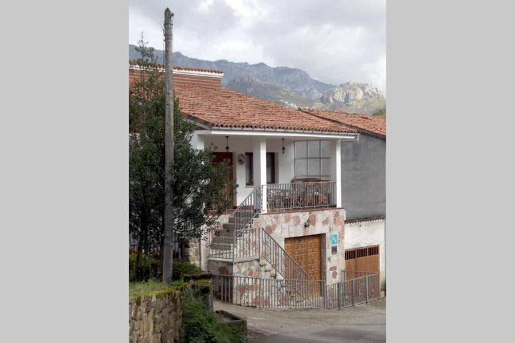 فيلا Casa Corcedu Inguanzo المظهر الخارجي الصورة